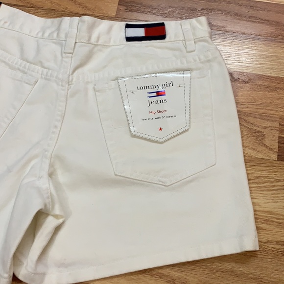 Tommy Hilfiger short size 11 - Picture 10 of 16